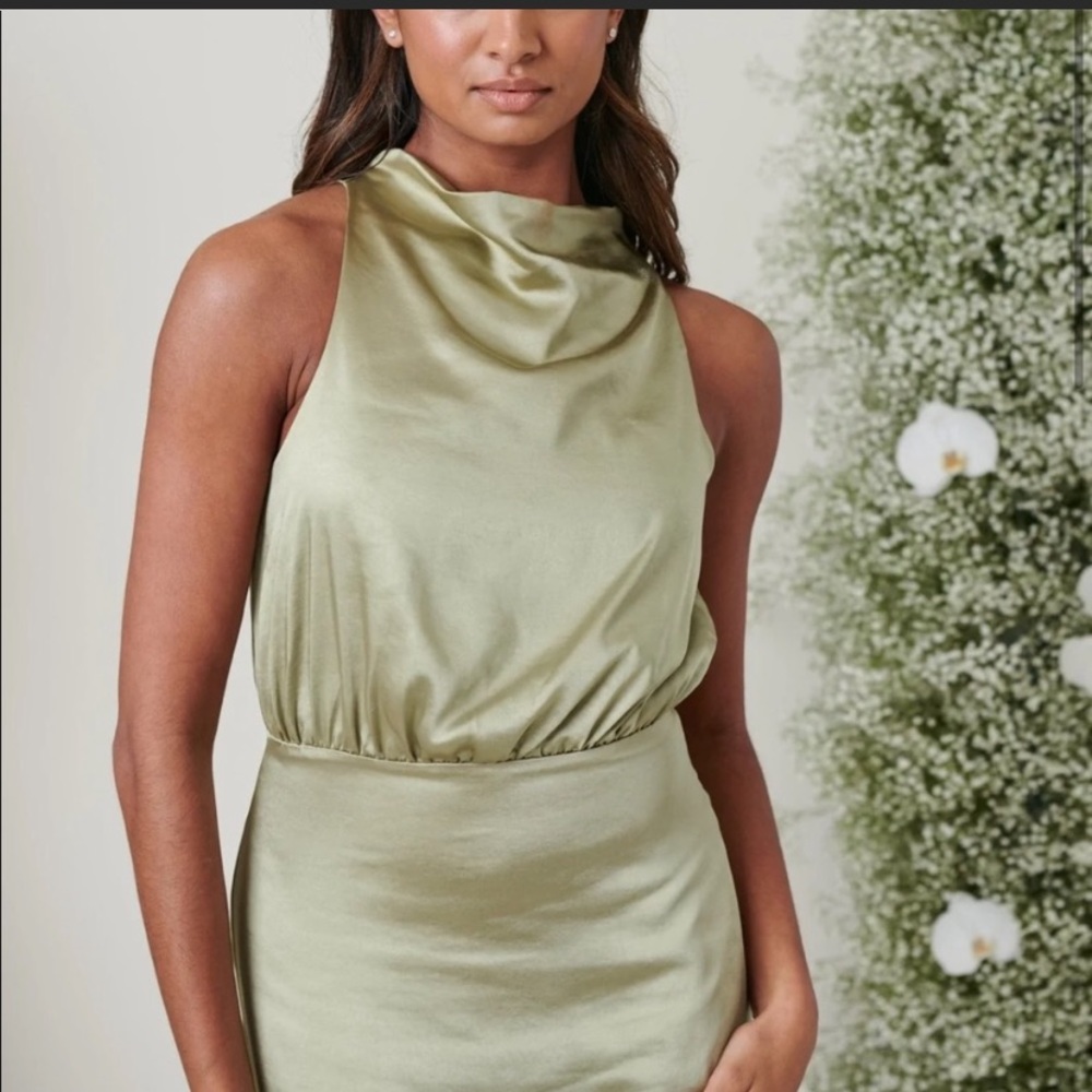 NWT Bridesmaids or wedding guest dress. Size is UK 6 and UK 4 - Picture 2 of 3